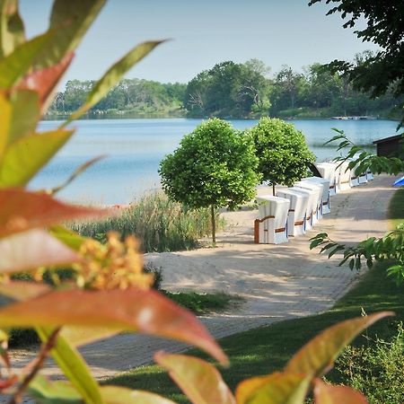 Bernstein Acamed Resort ニーンブルク エクステリア 写真