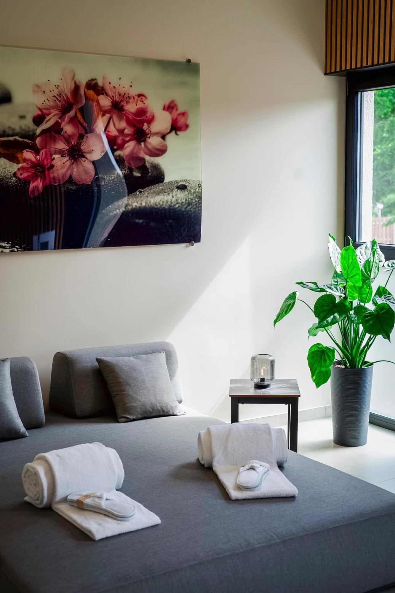 Bernstein Acamed Resort ニーンブルク エクステリア 写真
