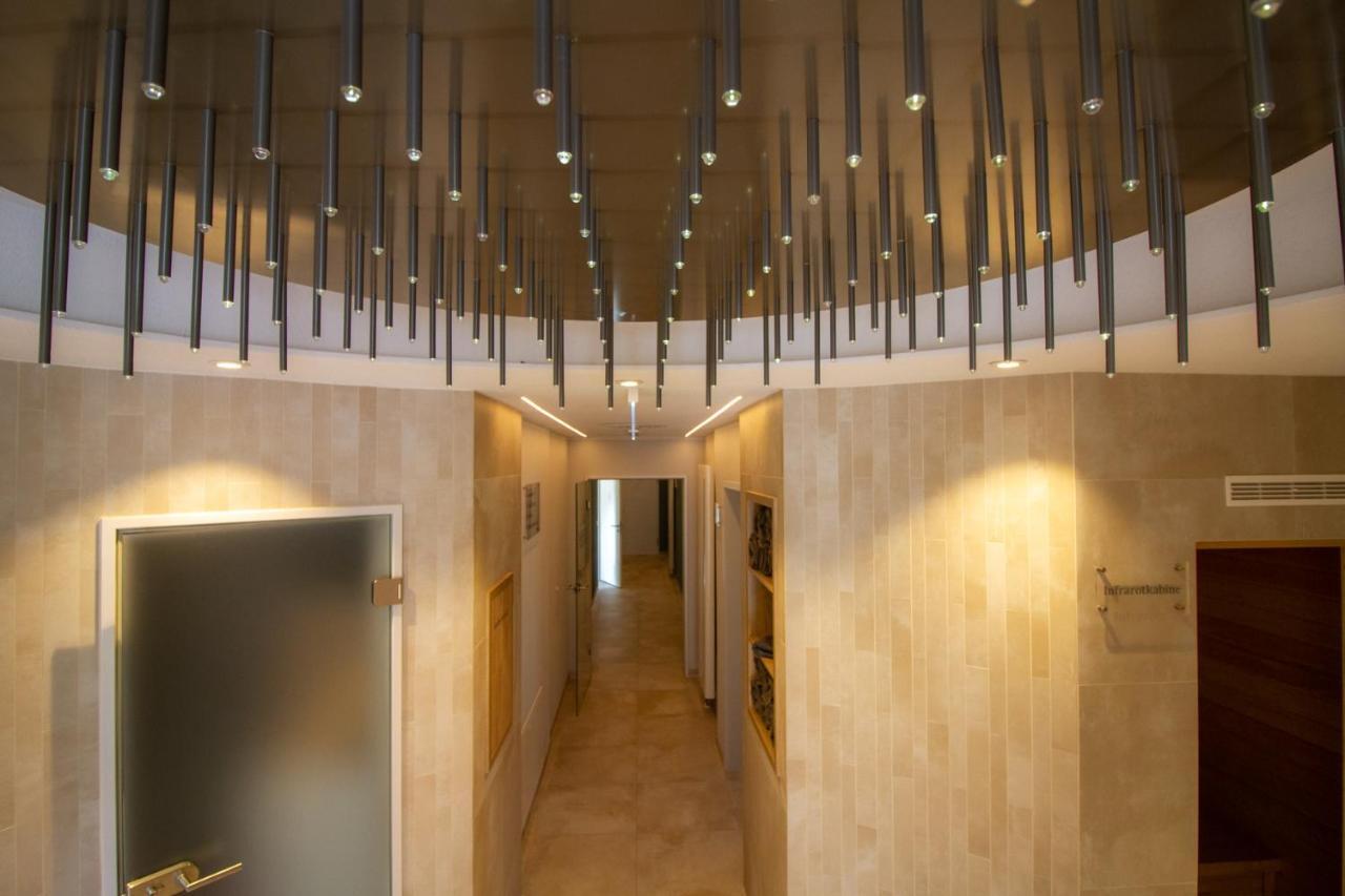 Bernstein Acamed Resort ニーンブルク エクステリア 写真